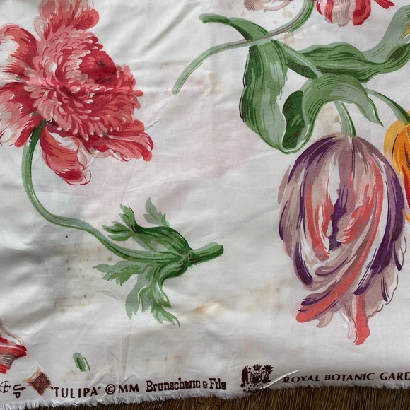 Brunschwig & Fils Designer fabric Royal Botanic Gardens Kew Tulipa - Picture 4 of 16